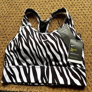 Women’s active wear Nike sports bra